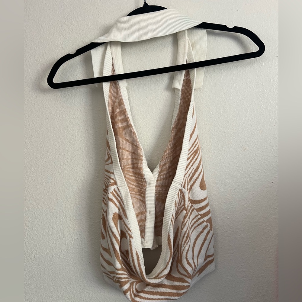 Garage Beige and White Knit Halter Top - Picture 2 of 4